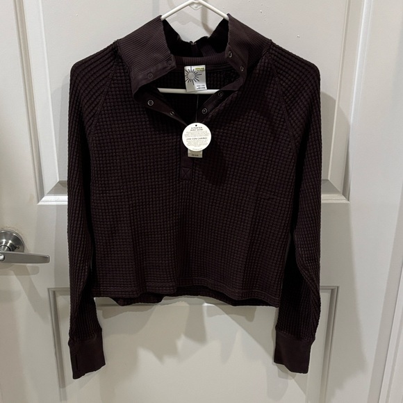 NWT Aerie Wow! Waffle Mockneck Henley Long Sleeve T-Shirt - Picture 6 of 9